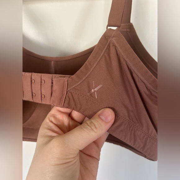 NWOT The One&Only Scoop Bra Sable Large - Picture 7 of 9